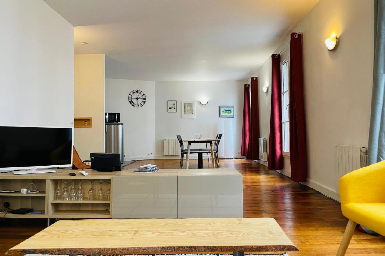 The Magnificent Bordeaux Loft In The Hyper-Center Of Tours Apartment Exterior photo